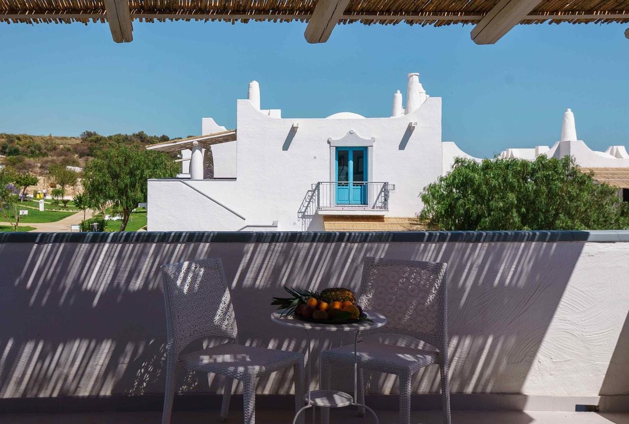 Voi Marsa Sicla Essentia Hotel Sampieri Buitenkant foto